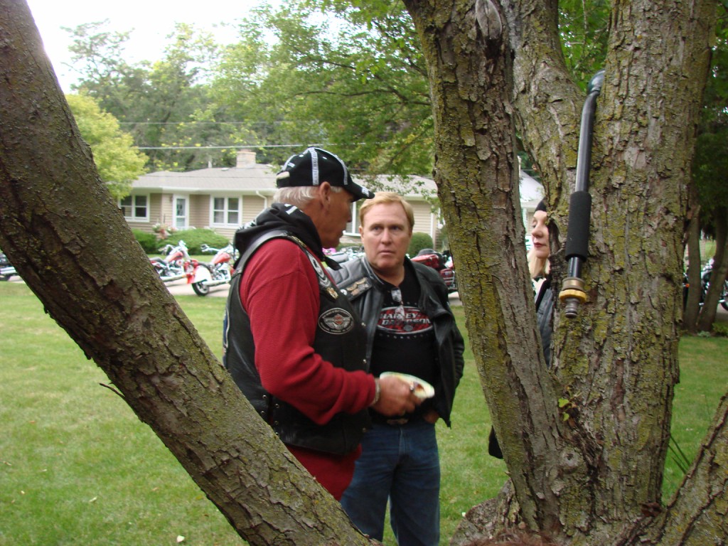2009.08.22_Top_Cats_Progressive_Dinner_Ride-Numbersman_090_[1024x768]