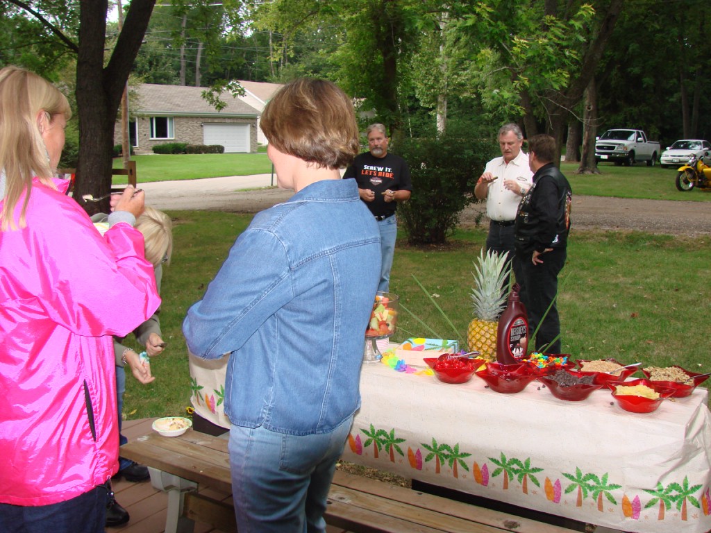 2009.08.22_Top_Cats_Progressive_Dinner_Ride-Numbersman_093_[1024x768]